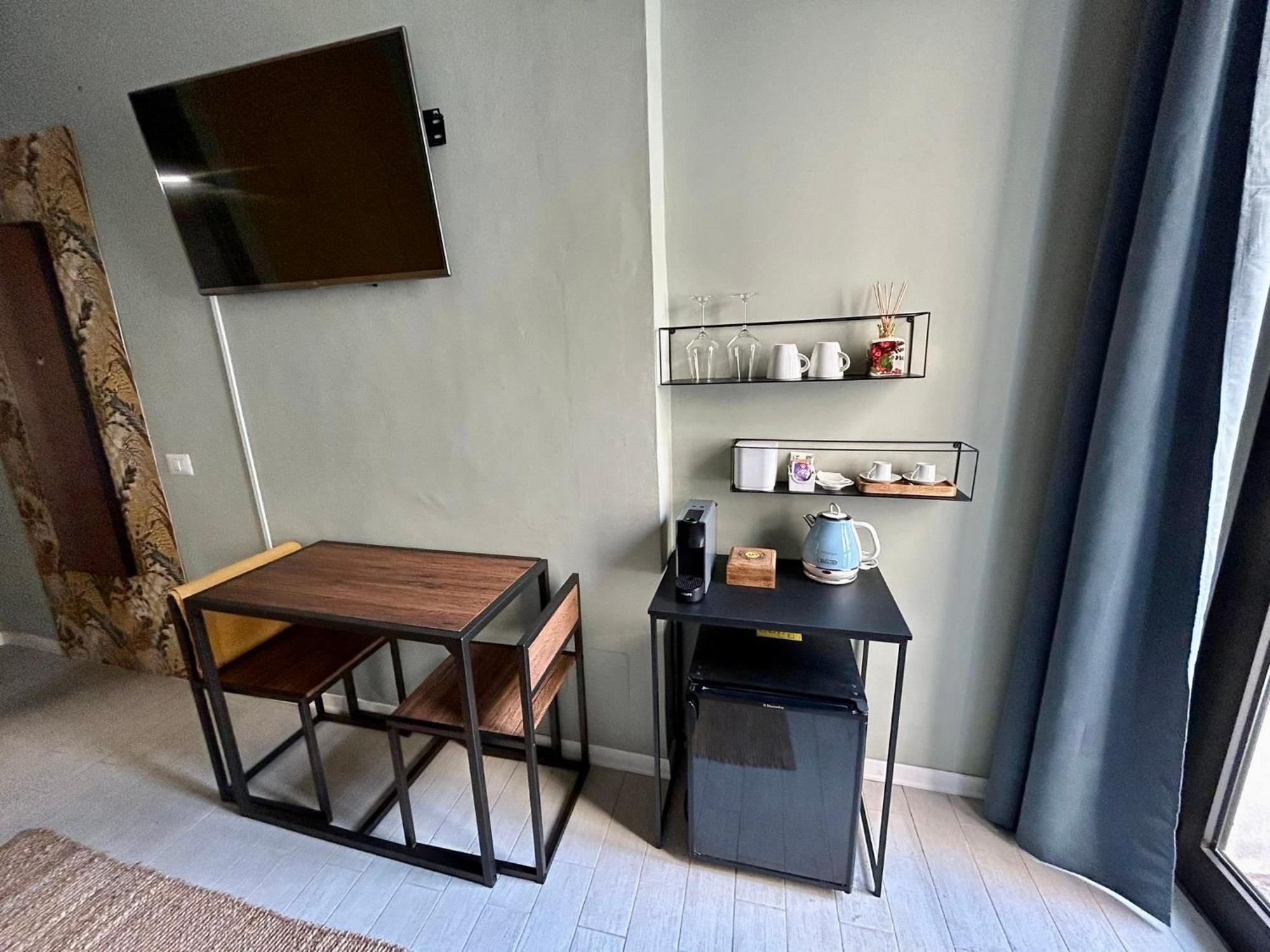 Ro-Mi Room 阿尔巴 外观 照片